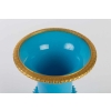 Vase Médicis en opaline bleu turquoise 19e siècle