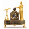 Pendule d’époque Empire figurant Uranie | Biron Pendule d'époque Empire figurant Uranie