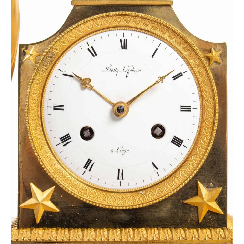 Pendule d’époque Empire figurant Uranie | Biron Pendule d'époque Empire figurant Uranie