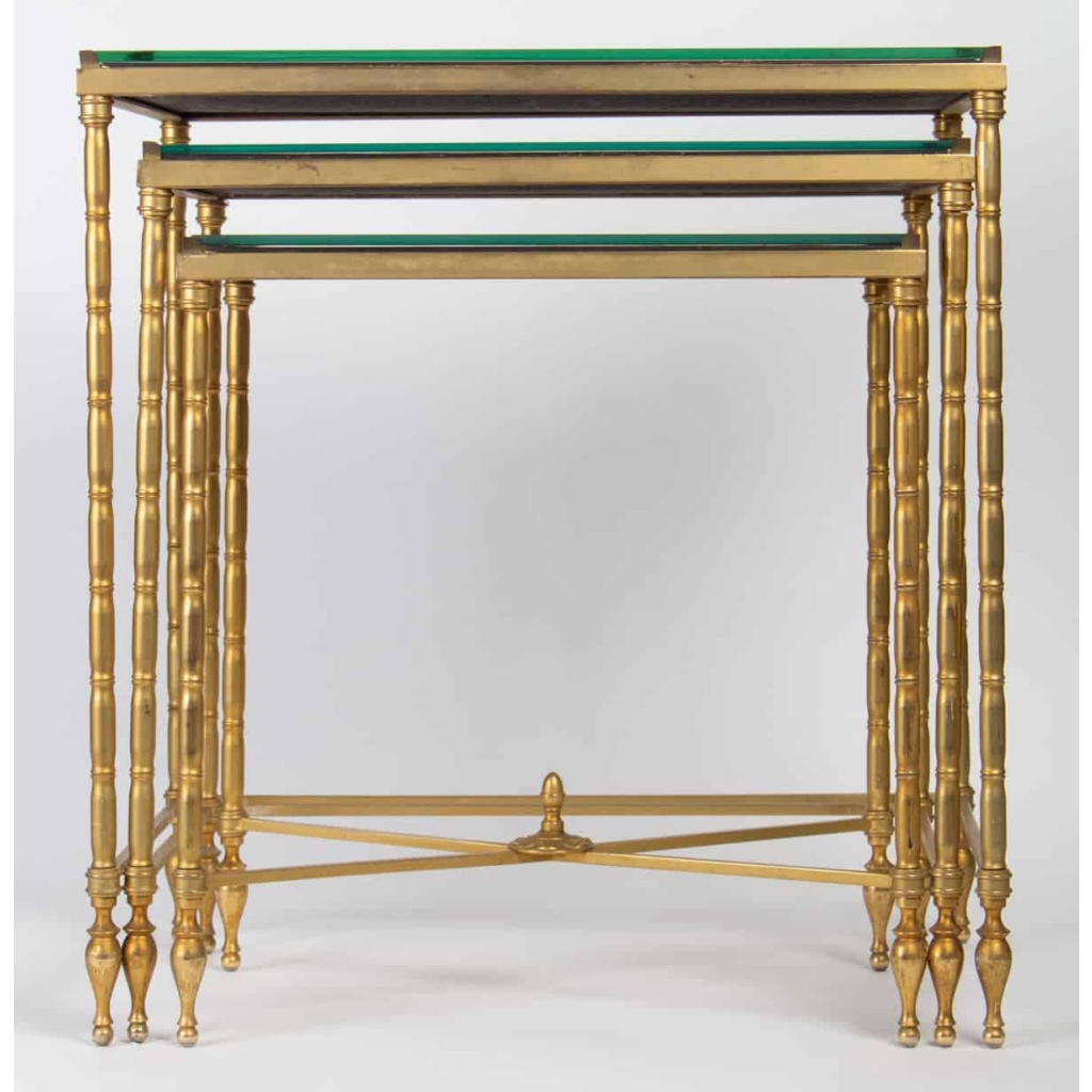 Trois tables gigognes (1950-1970), attri. à Maison Baguès | Biron Trois tables gigognes (1950-1970), attri. à Maison Baguès