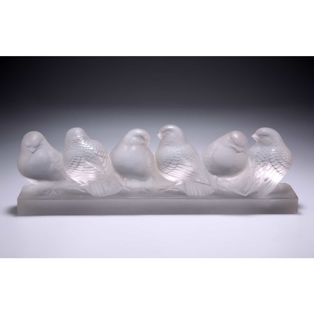 RENE LALIQUE : « GROUPE DE SIX MOINEAUX » | Biron RENE LALIQUE : "GROUPE DE SIX MOINEAUX"