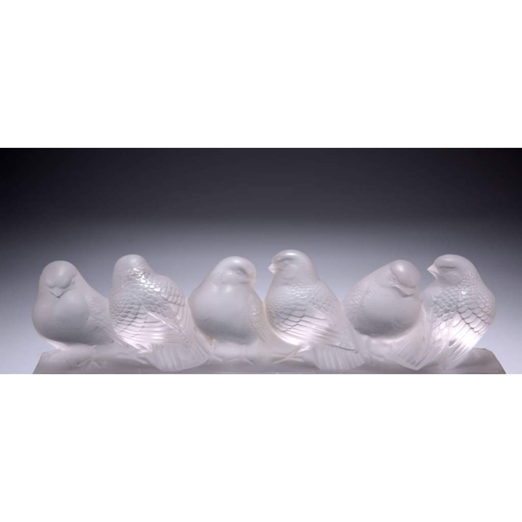 RENE LALIQUE : « GROUPE DE SIX MOINEAUX » | Biron RENE LALIQUE : "GROUPE DE SIX MOINEAUX"