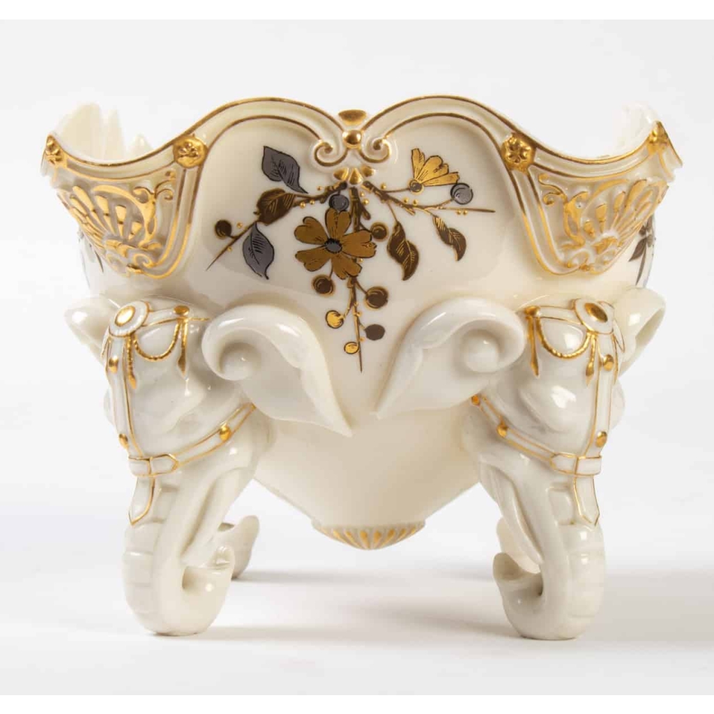 1 Ensemble : Centre de table aux Éléphants Royal Worcester, XIXème | Biron 1 Ensemble : Centre de table aux Éléphants Royal Worcester, XIXème