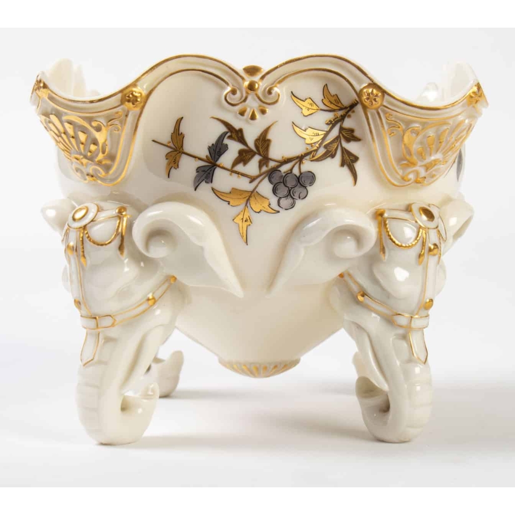 1 Ensemble : Centre de table aux Éléphants Royal Worcester, XIXème | Biron 1 Ensemble : Centre de table aux Éléphants Royal Worcester, XIXème