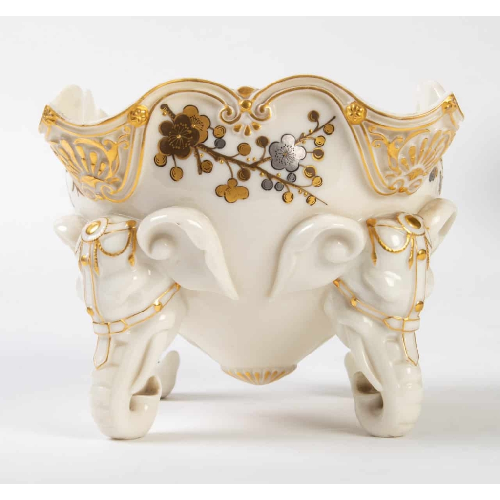 1 Ensemble : Centre de table aux Éléphants Royal Worcester, XIXème | Biron 1 Ensemble : Centre de table aux Éléphants Royal Worcester, XIXème