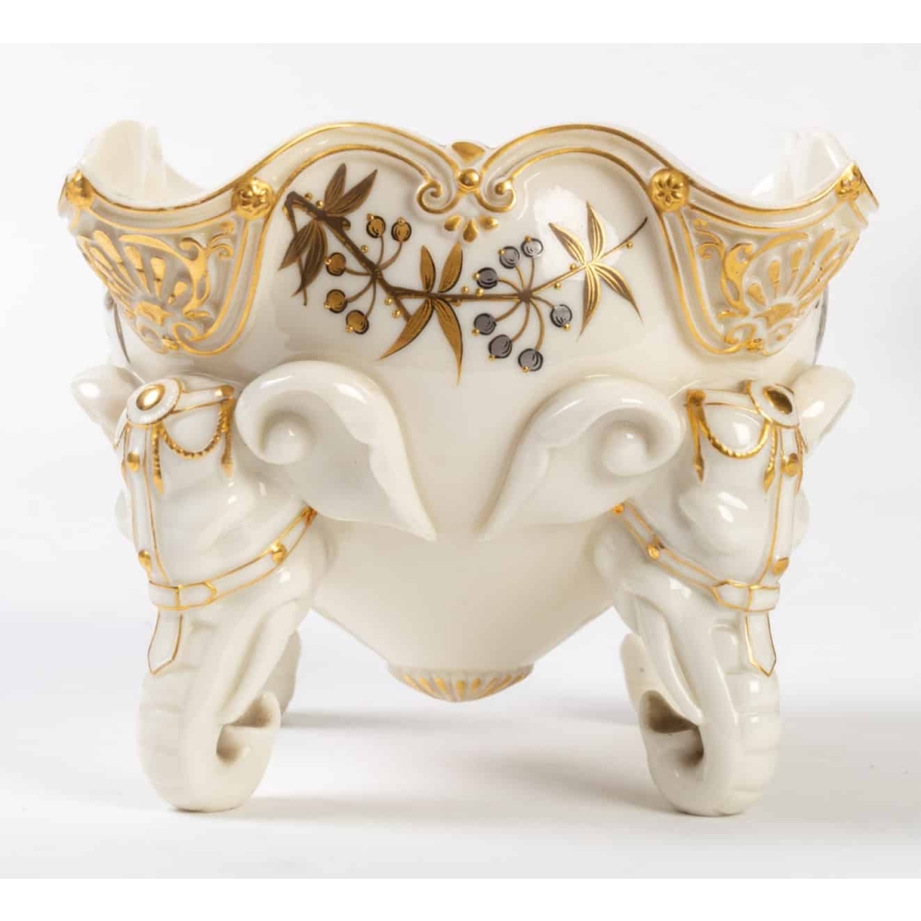 1 Ensemble : Centre de table aux Éléphants Royal Worcester, XIXème | Biron 1 Ensemble : Centre de table aux Éléphants Royal Worcester, XIXème