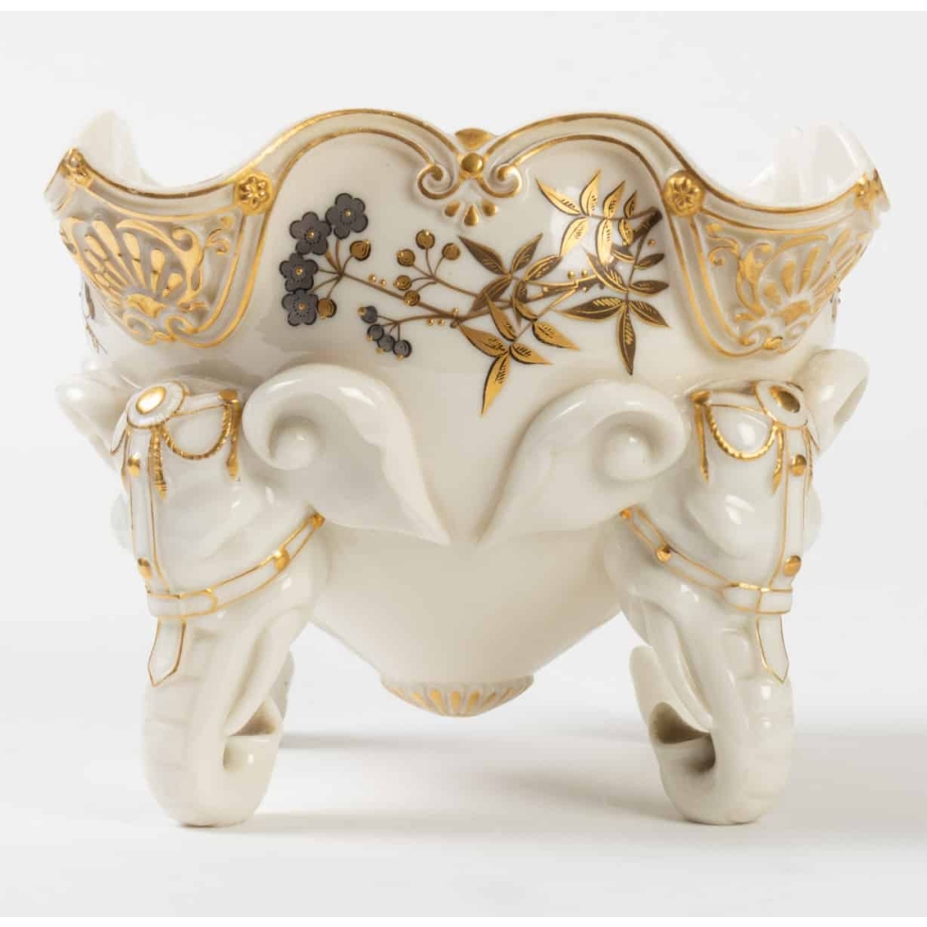 1 Ensemble : Centre de table aux Éléphants Royal Worcester, XIXème | Biron 1 Ensemble : Centre de table aux Éléphants Royal Worcester, XIXème