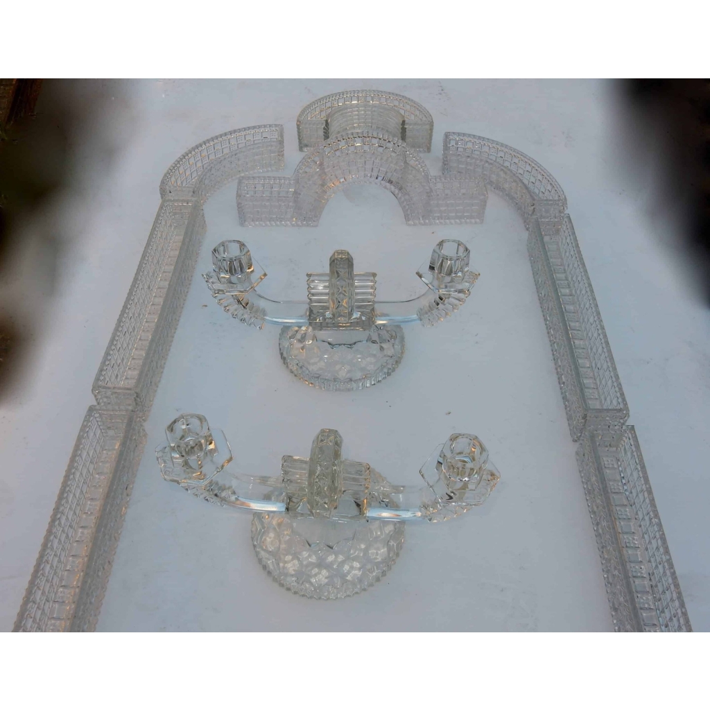 1900′ Centre de Table Chemin de Table en Cristal Moulé de Baccarat Ou St Louis 14 Pièces 8
