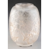 Vase « Monnaie du Pape » verre blanc patiné sépia de René LALIQUE 8