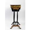 Table en laque noire et or 19e siècle