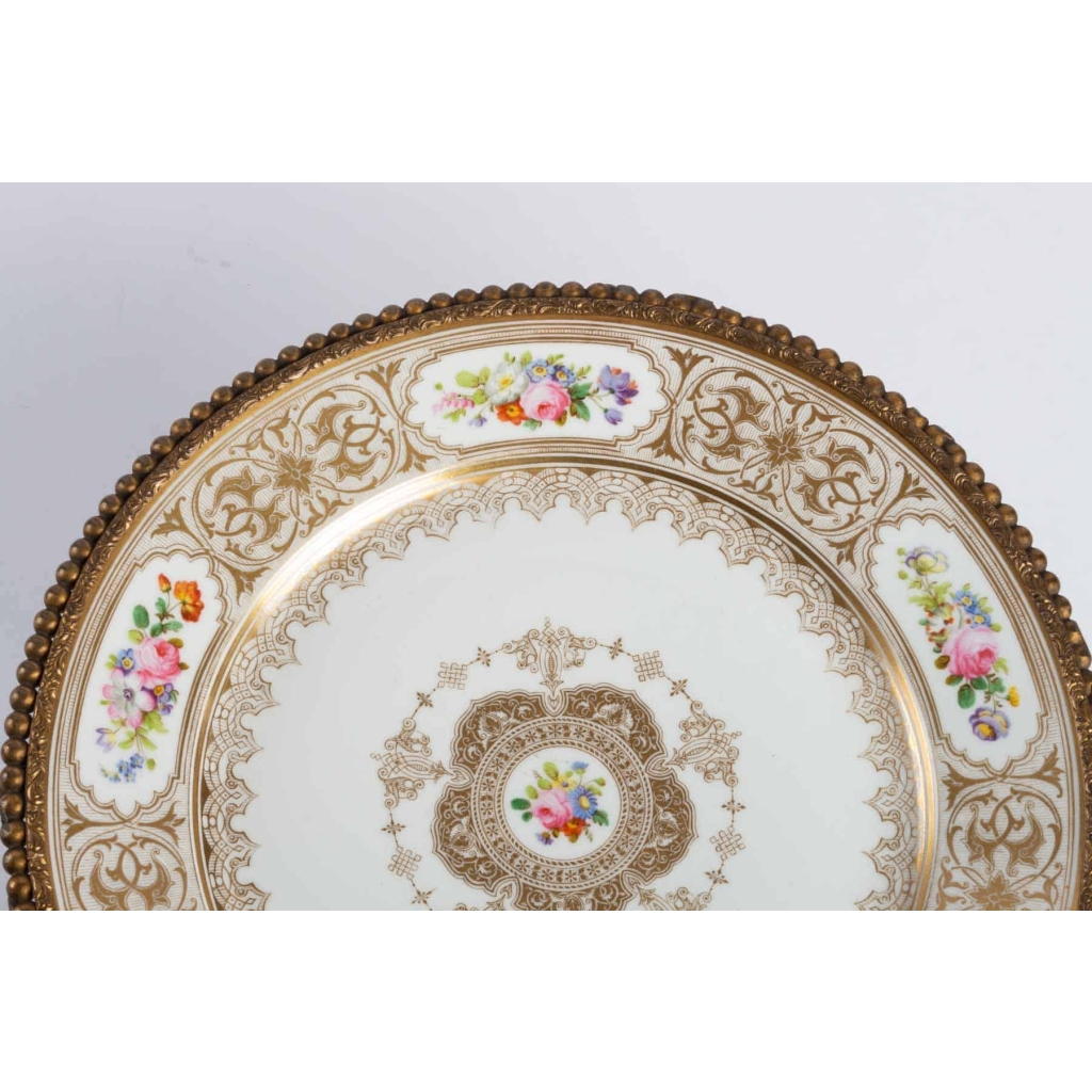 Coupe Sèvres montée signée Château de Trianon 1845 | Biron Coupe Sèvres montée signée Château de Trianon 1845