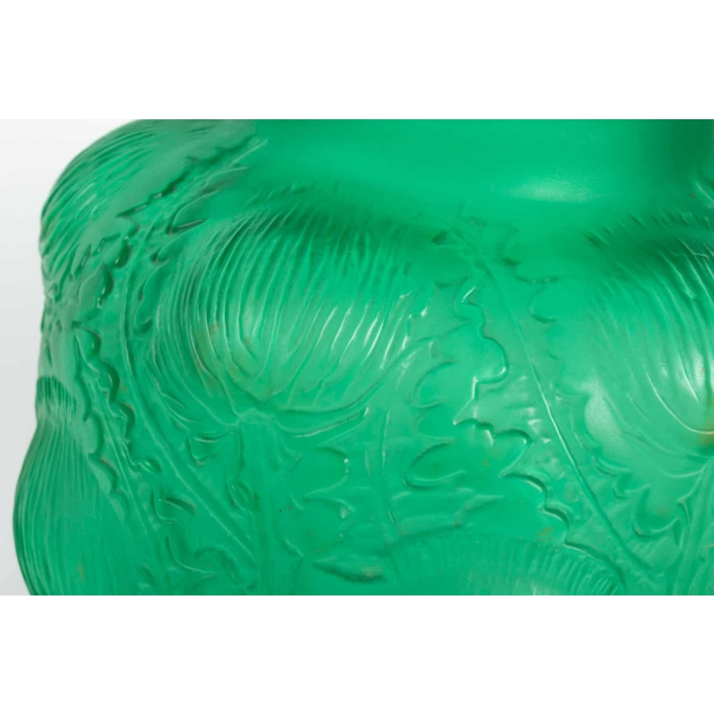 Vase « Domrémy » verre vert émeraude de René LALIQUE
