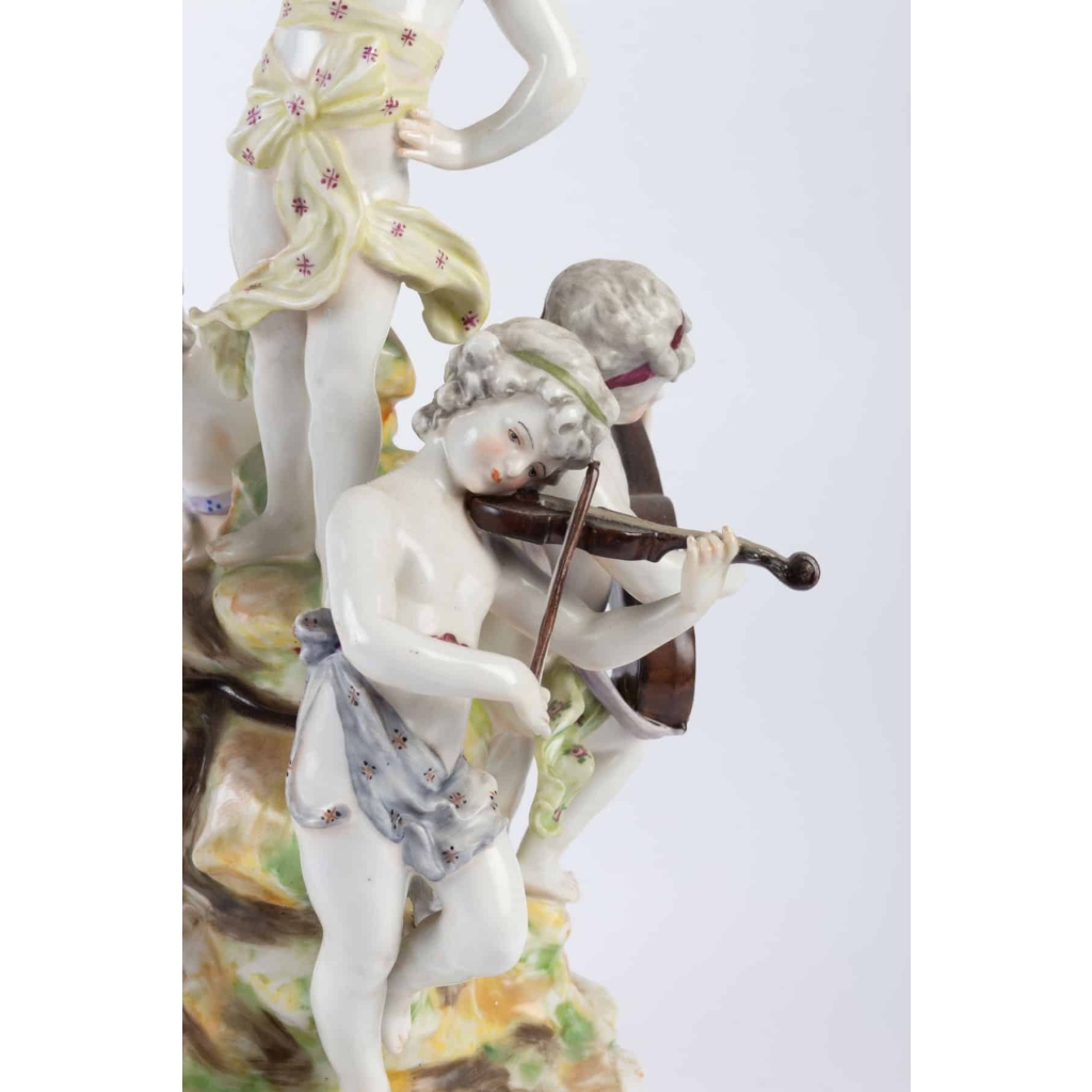 Groupe en Porcelaine, les Joueurs de Musique | Biron Groupe en Porcelaine, les Joueurs de Musique