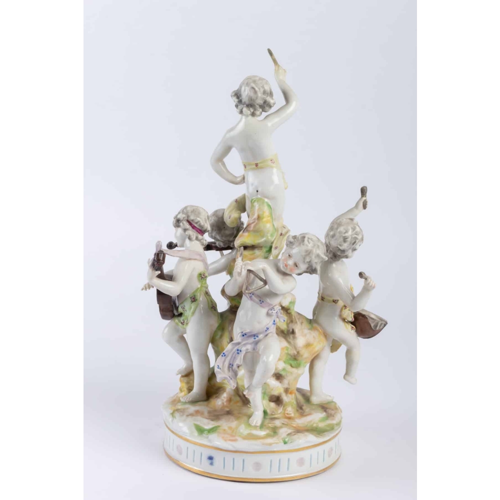 Groupe en Porcelaine, les Joueurs de Musique | Biron Groupe en Porcelaine, les Joueurs de Musique