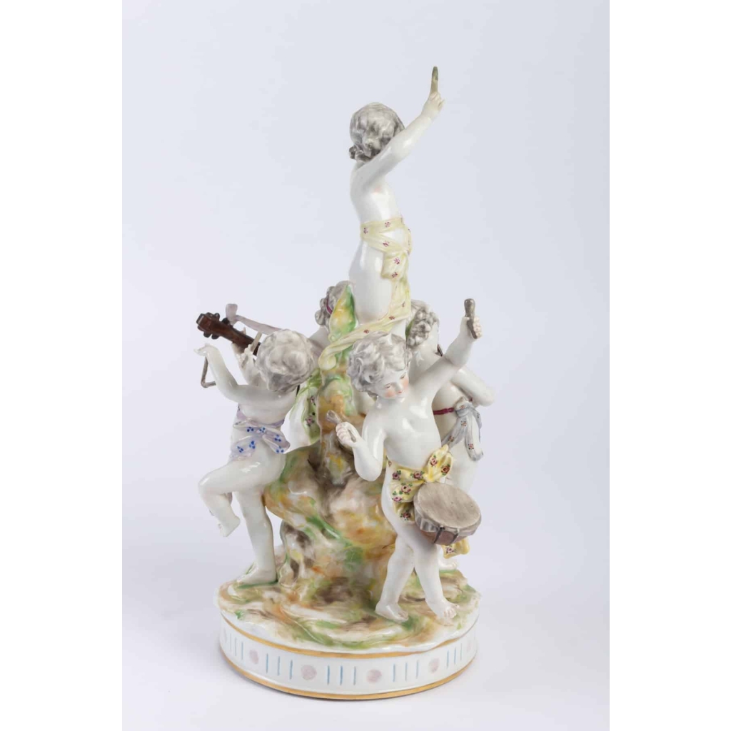 Groupe en Porcelaine, les Joueurs de Musique | Biron Groupe en Porcelaine, les Joueurs de Musique