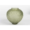 Paire de vases « Gui » verre vert absinthe et vert kaki de René LALIQUE