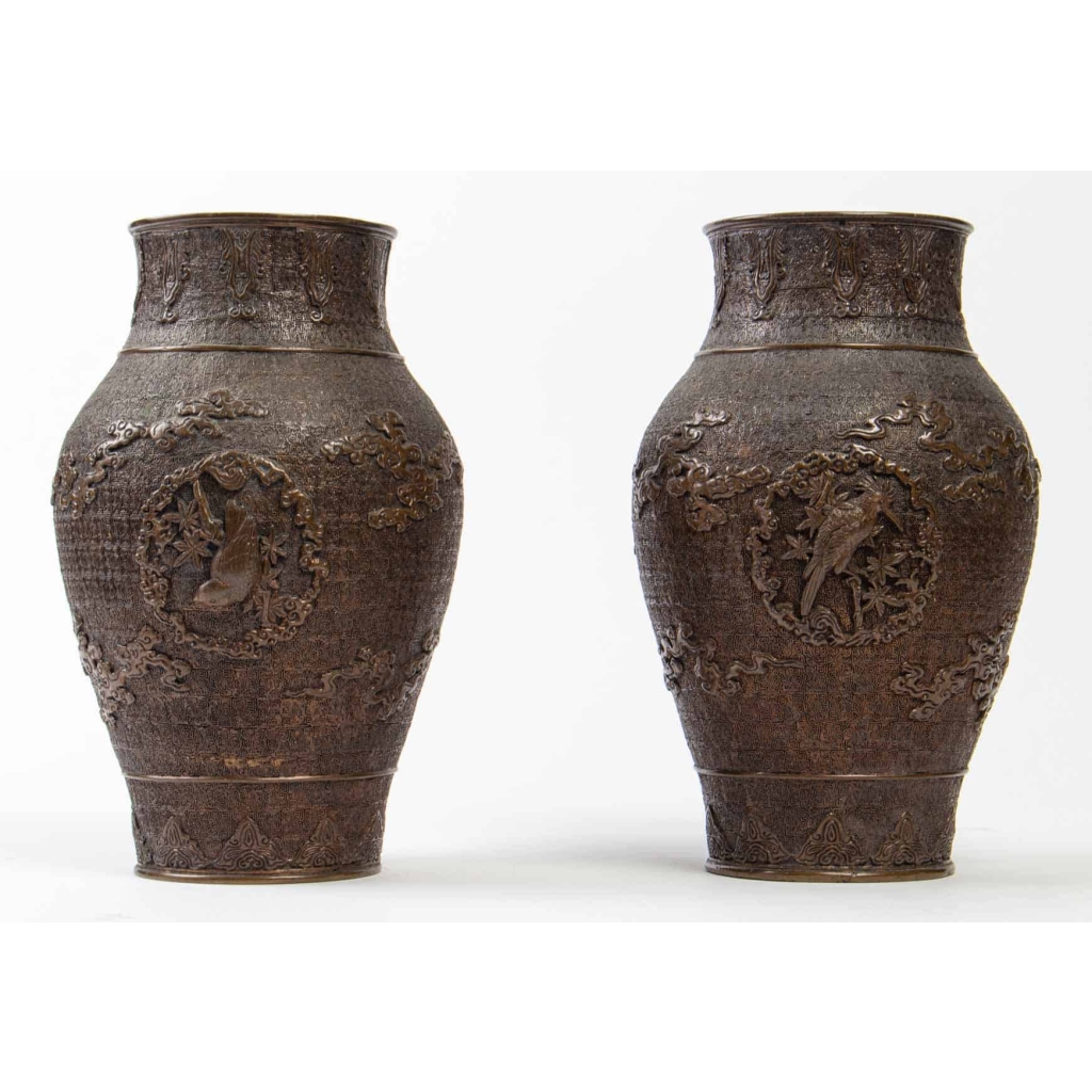 Paire de vases en bronze, Japon XIXème | Biron |||||||||||