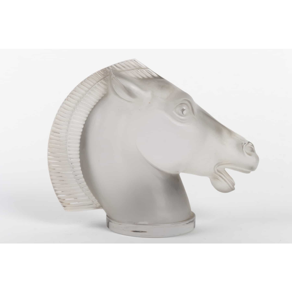 Mascotte Bouchon de Radiateur « Longchamp A » Double Main verre blanc de René LALIQUE