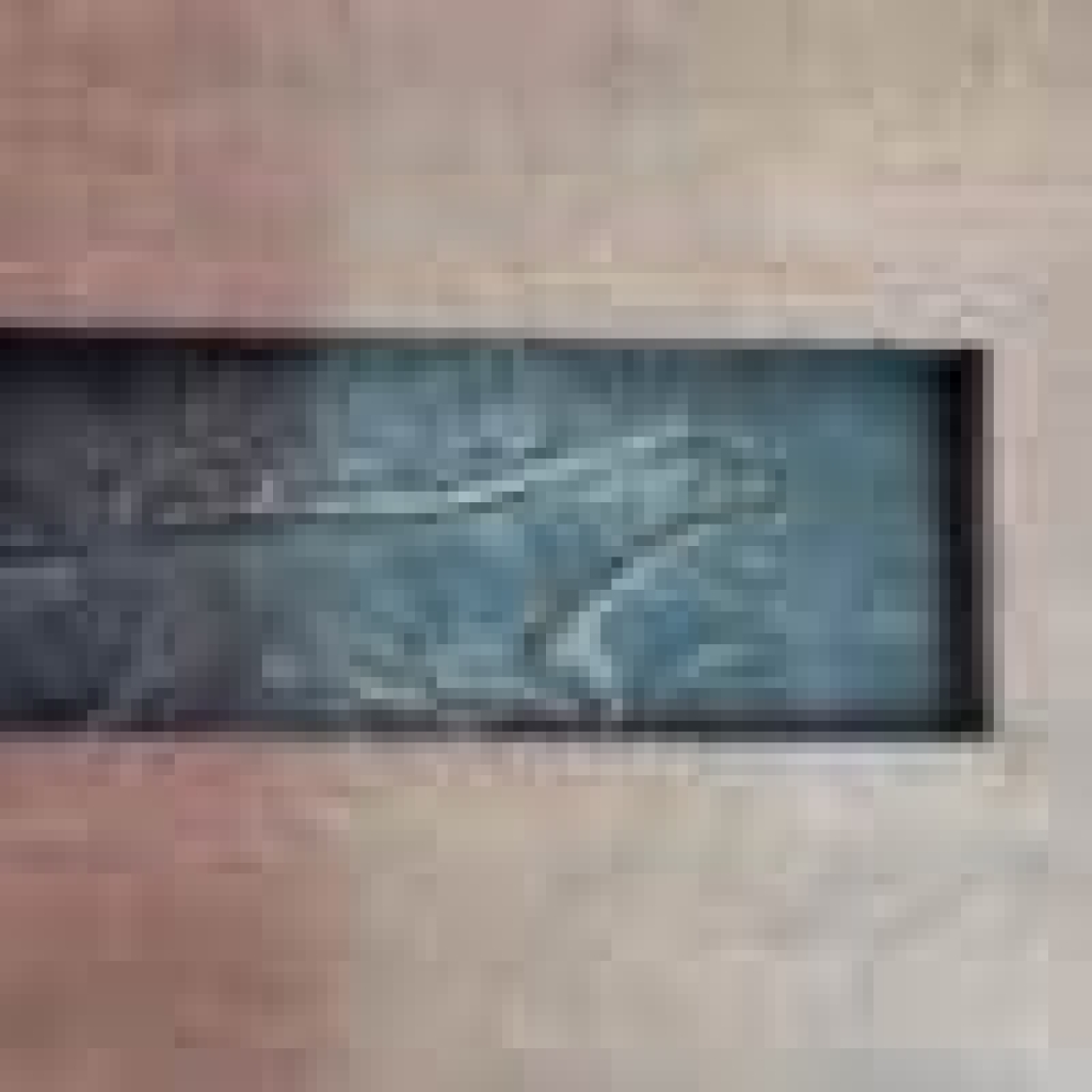 1900′ Paire de Bas Reliefs En Bronze Sur Noyer, Chiens D’Arrêt