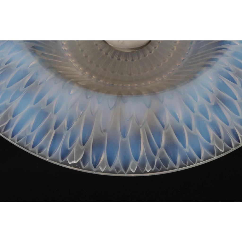 Coupe « Flora Bella » verre opalescent de René LALIQUE sur pied en argent