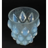 Vase « Rampillon » verre opalescent patiné vert de René LALIQUE