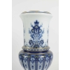 Paire de vases de » Florence » en porcelaine de Sèvres | Biron Paire de vases de " Florence " en porcelaine de Sèvres