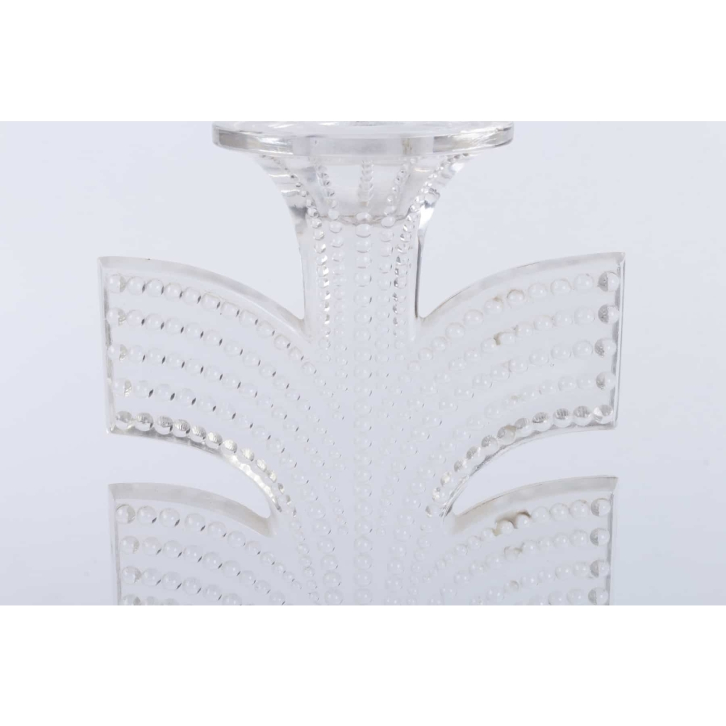 Paire de Bougeoirs « Tokyo » verre blanc de René LALIQUE