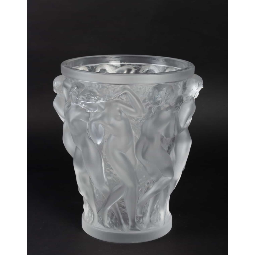 Vase « Bacchantes » cristal incolore de LALIQUE FRANCE d'après un modèle de René LALIQUE