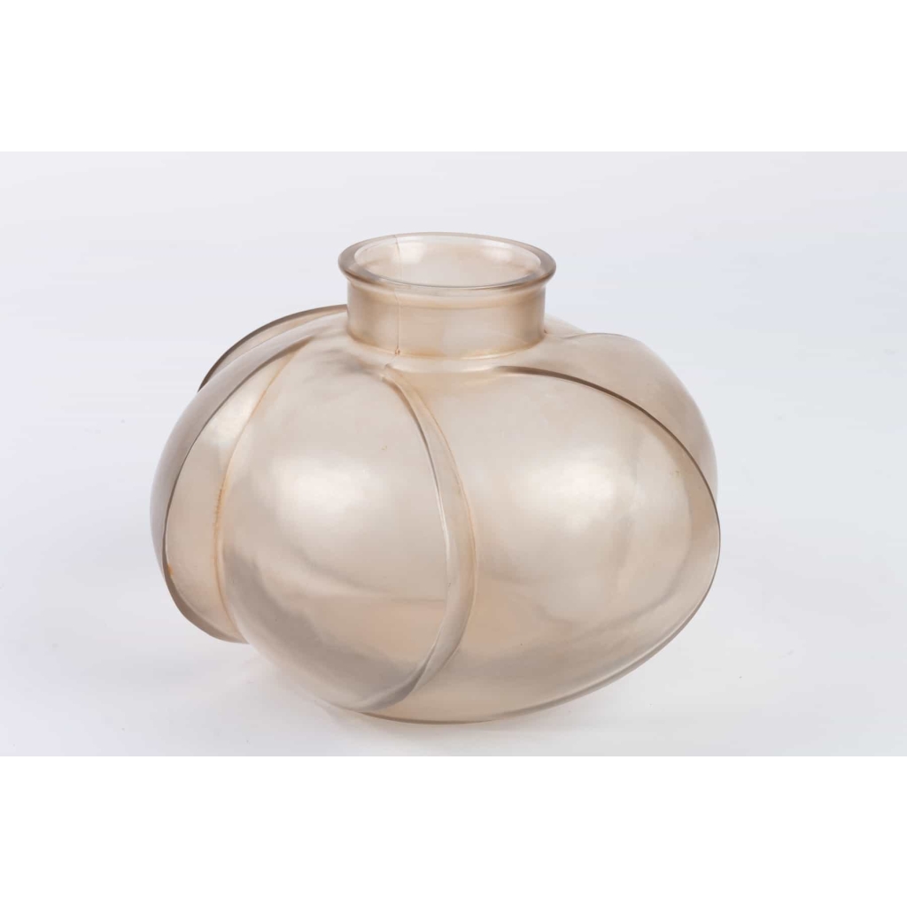 Vase « Périgord » verre blanc patiné sepia de René LALIQUE | Biron |||||||