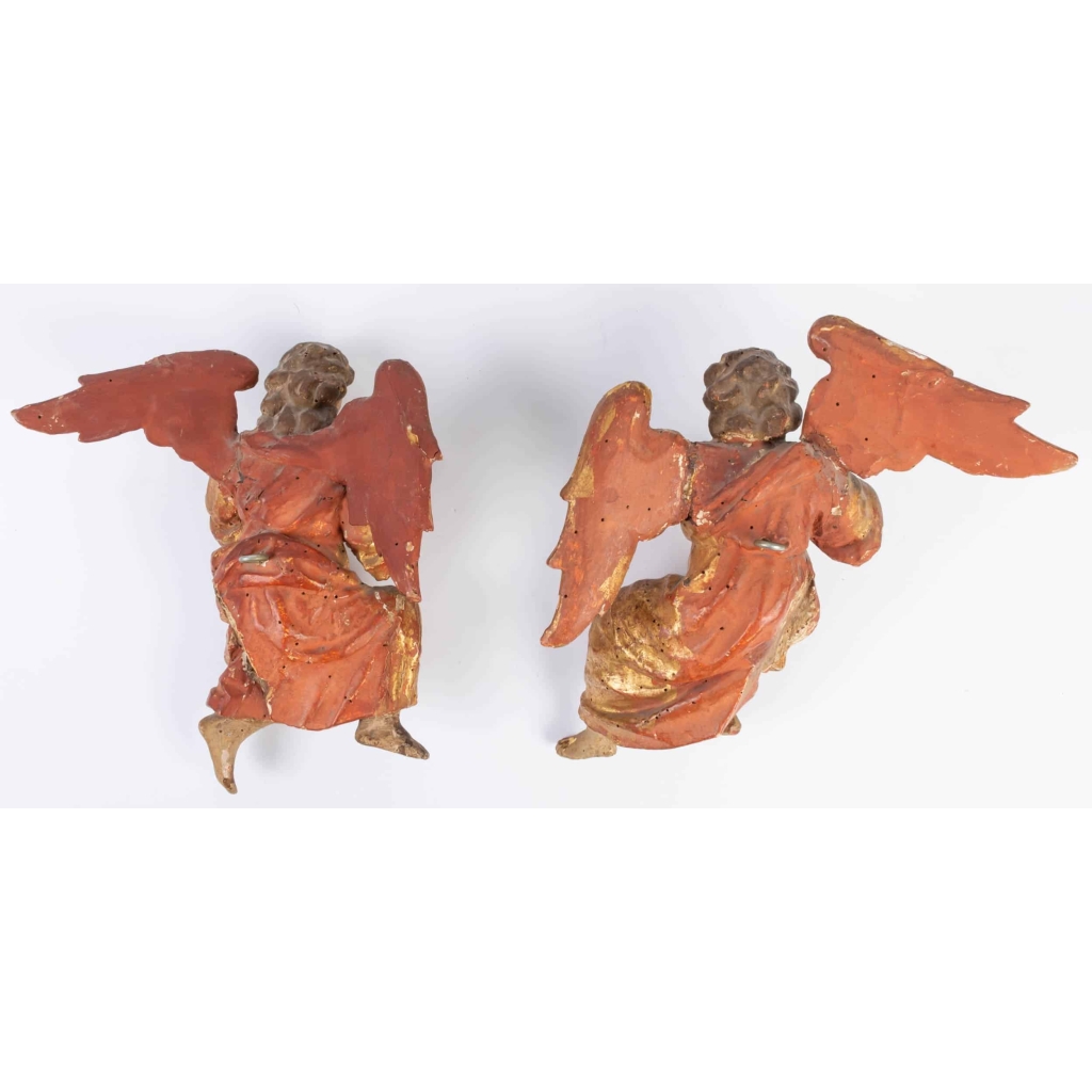 Paire d’anges en bois doré. Fin XVIIème. | Biron Paire d'anges en bois doré. Fin XVIIème.