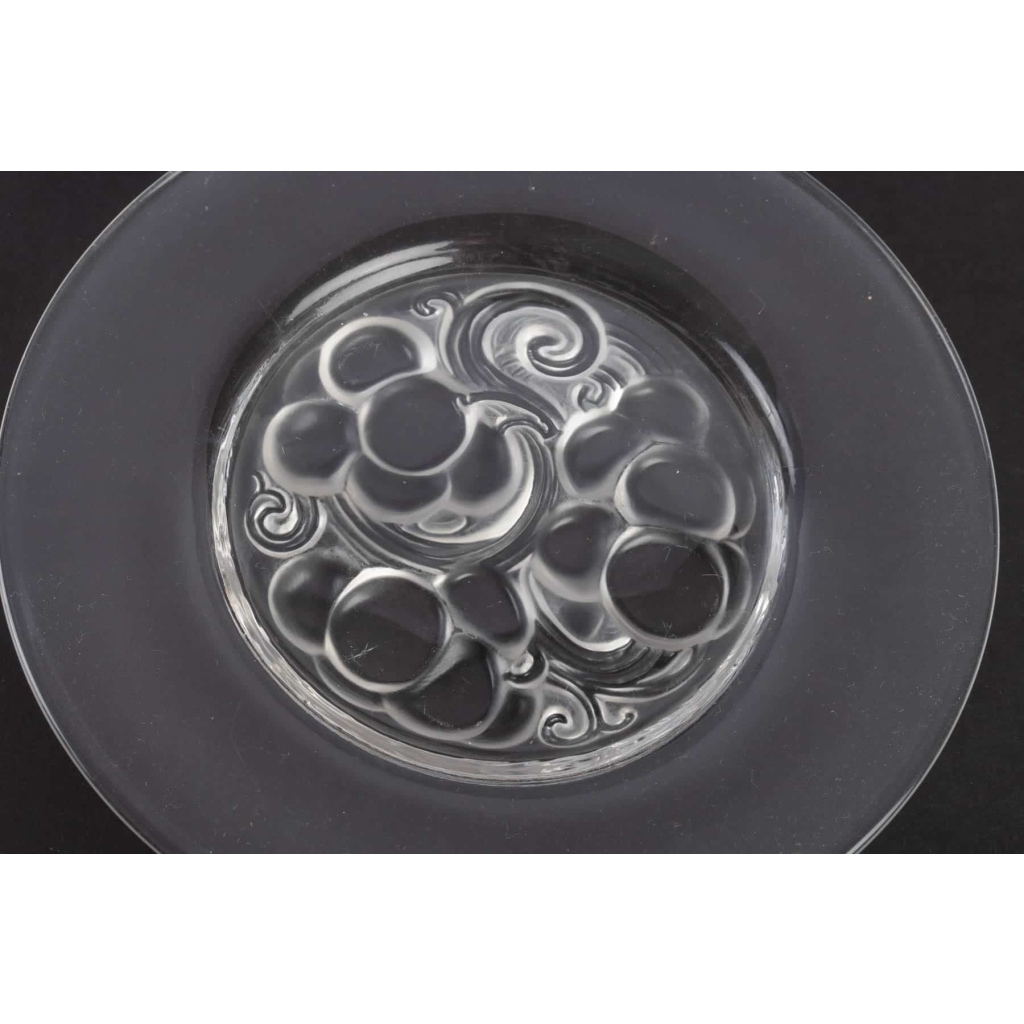 Service de 8 assiettes « Marienthal » cristal incolore de LALIQUE FRANCE d'après un modèle de René LALIQUE