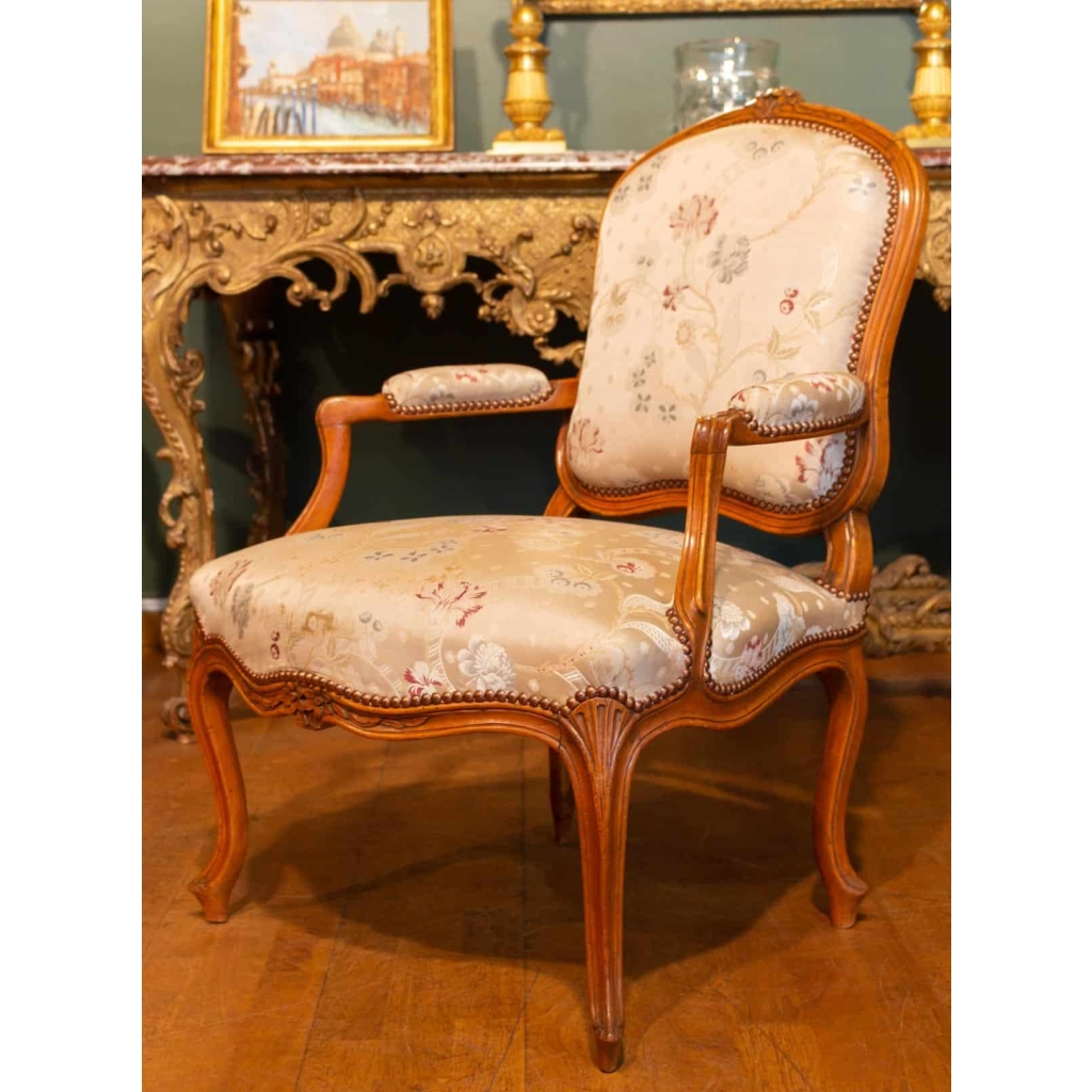 Série de 4 fauteuils Louis XV. XVIIIème. | Biron Série de 4 fauteuils Louis XV. XVIIIème.