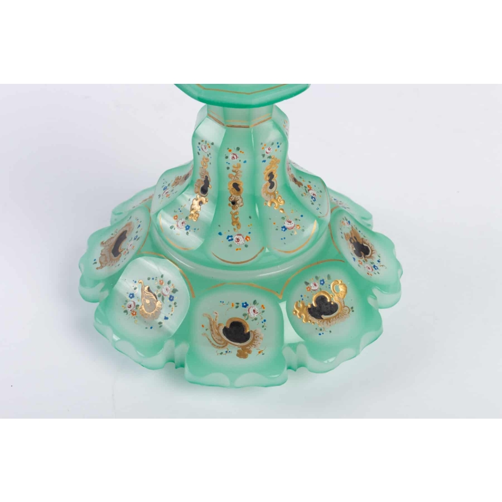 Flacon de parfum en opaline émaillée 19e siècle