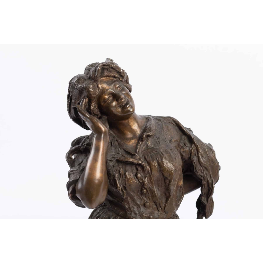 Bronze « La Cantatrice » de PARENTE 20e siècle | Biron Bronze "La Cantatrice" de PARENTE 20e siècle