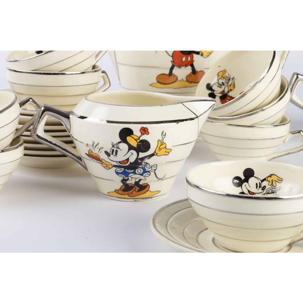Service Mickey Mouse ( Faience de Onnaing ) Walt Disney 1930 | Biron Service Mickey Mouse ( Faience de Onnaing ) Walt Disney 1930
