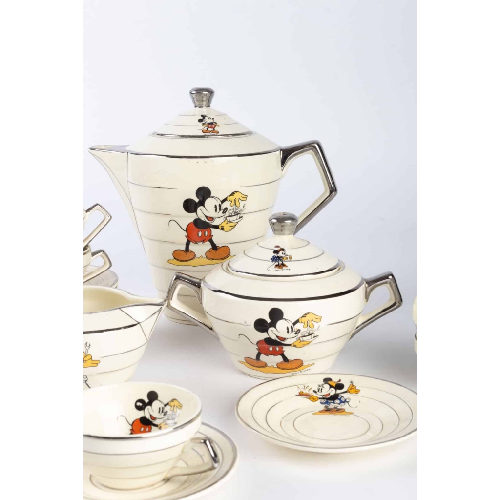 Service Mickey Mouse ( Faience de Onnaing ) Walt Disney 1930 | Biron Service Mickey Mouse ( Faience de Onnaing ) Walt Disney 1930