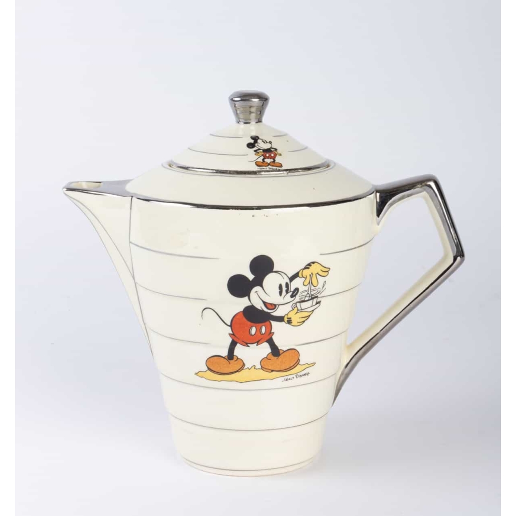 Service Mickey Mouse ( Faience de Onnaing ) Walt Disney 1930 | Biron Service Mickey Mouse ( Faience de Onnaing ) Walt Disney 1930