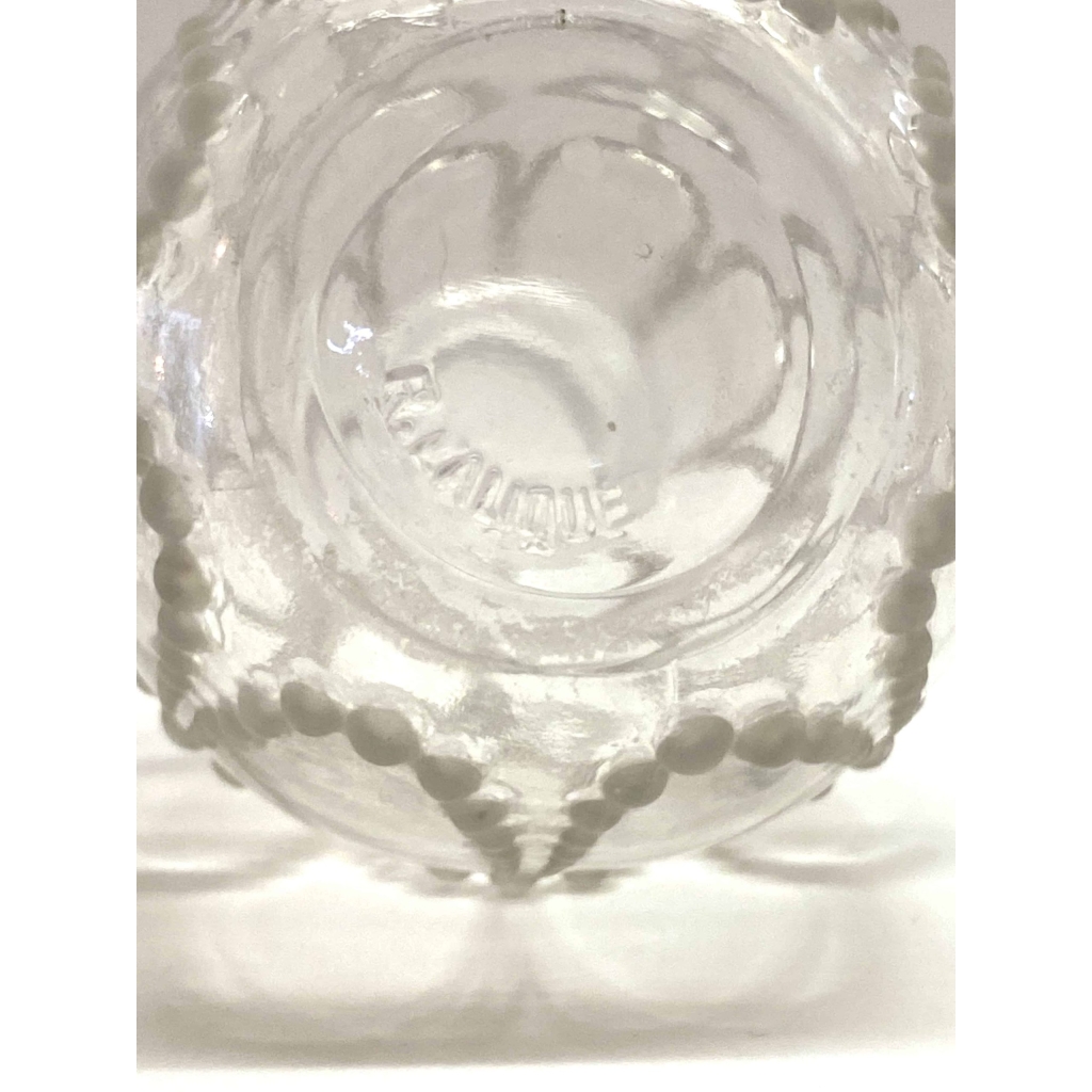 Vase « Perles » verre blanc de René LALIQUE | Biron Vase "Perles" verre blanc de René LALIQUE