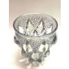 Vase « Rampillon » verre blanc patiné bleu-gris de René LALIQUE | Biron Vase "Rampillon" verre blanc patiné bleu-gris de René LALIQUE