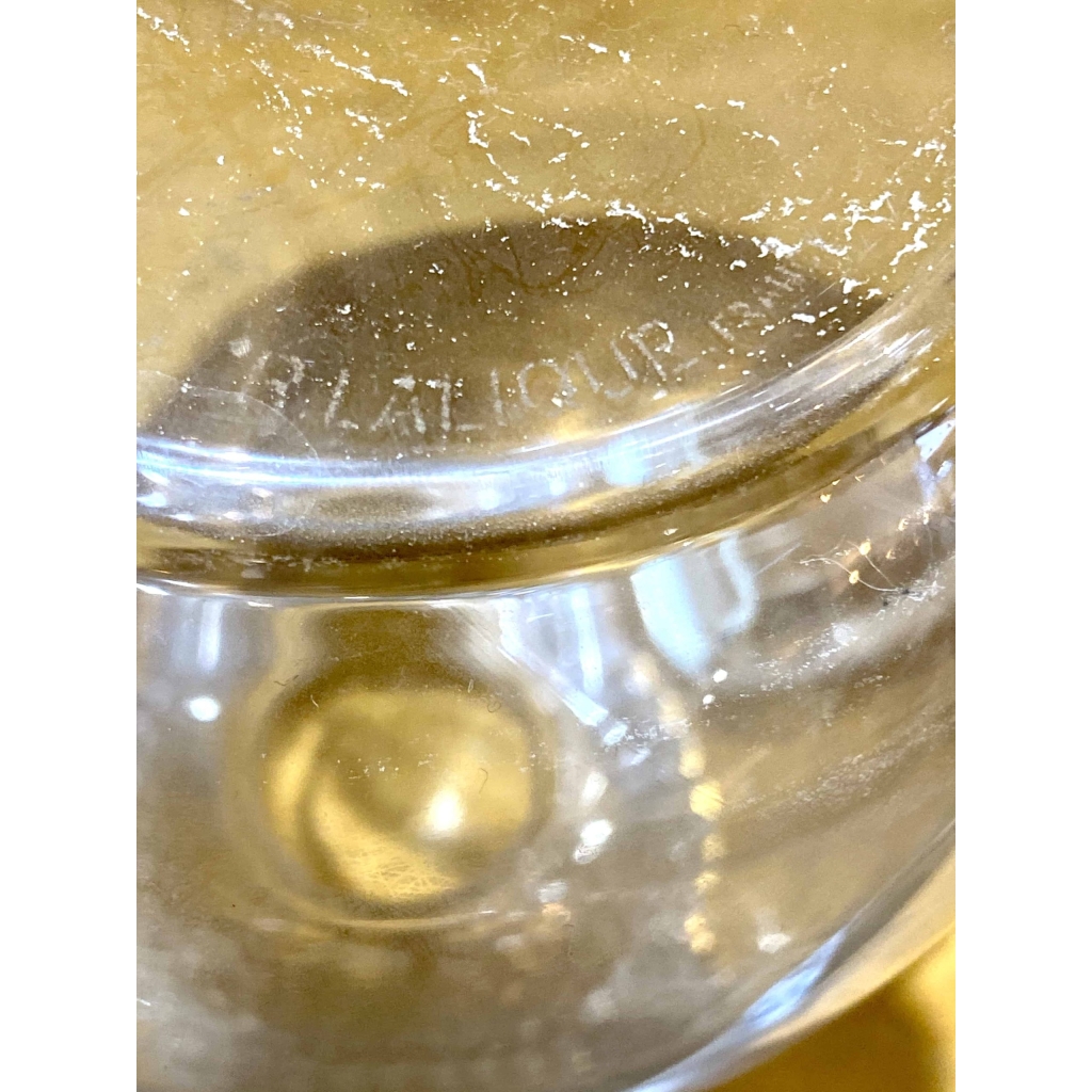 Service à Orangeade « Nippon » verre blanc de René LALIQUE – 10 verres, 1 carafe | Biron Service à Orangeade "Nippon" verre blanc de René LALIQUE - 10 verres, 1 carafe