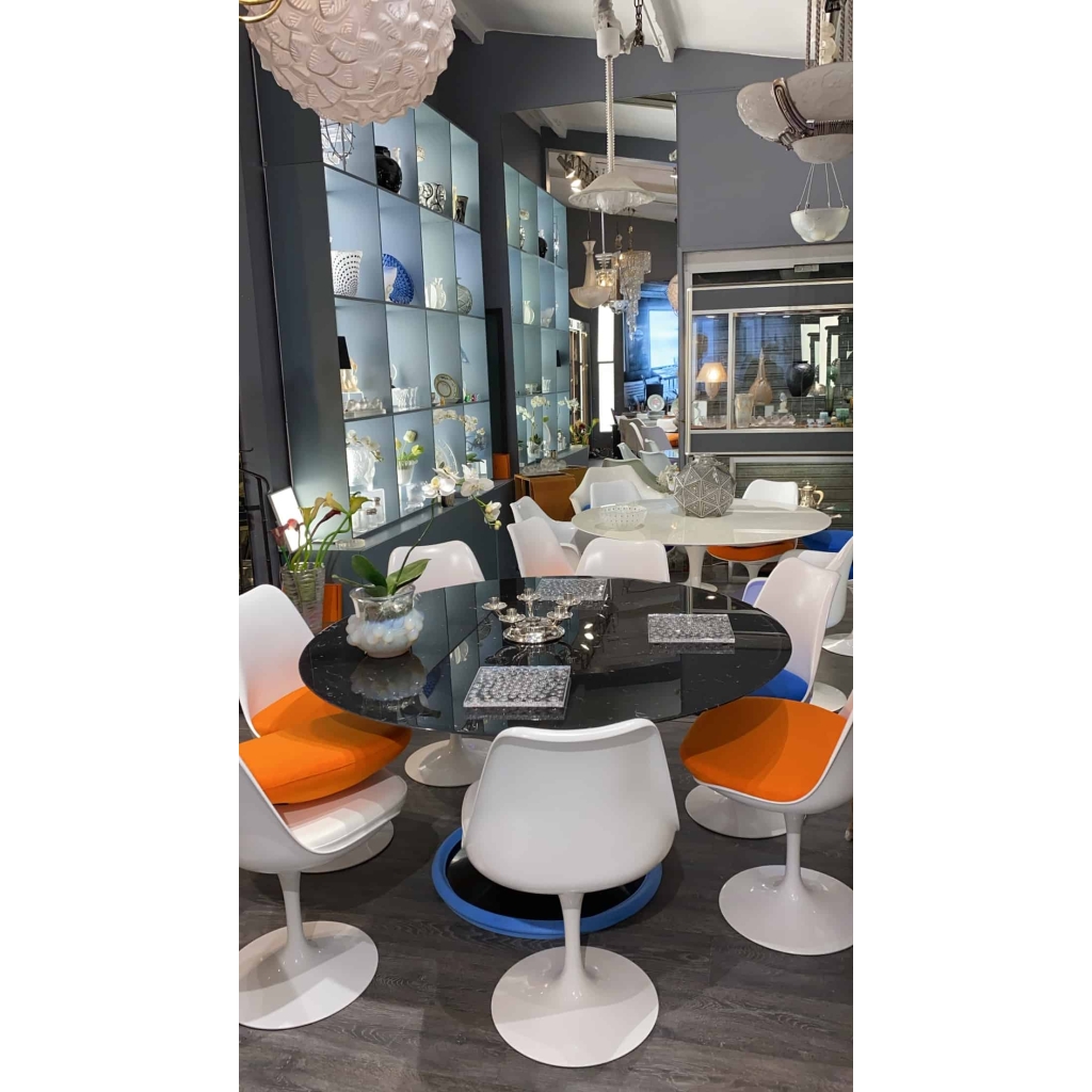 KNOLL & Eero Saarinen table ronde « TULIP » 120 cm | Biron KNOLL & Eero Saarinen table ronde "TULIP" 120 cm