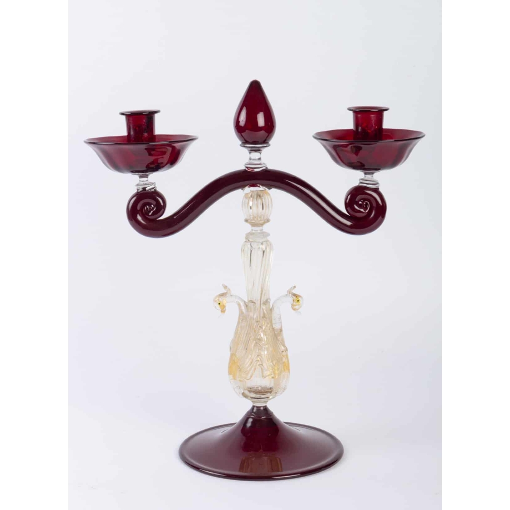 Un chandelier Venise (Murano) rouge avec 2 cygnes 1910 flag | Biron |||||||||||
