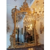Important miroir Louis XV en bois doré d’époque Napoléon III. | Biron |||||