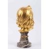 Sculpture tête d’enfant en bronze doré et marbre de MICHELET 20e siècle | Biron Sculpture tête d'enfant en bronze doré et marbre de MICHELET 20e siècle