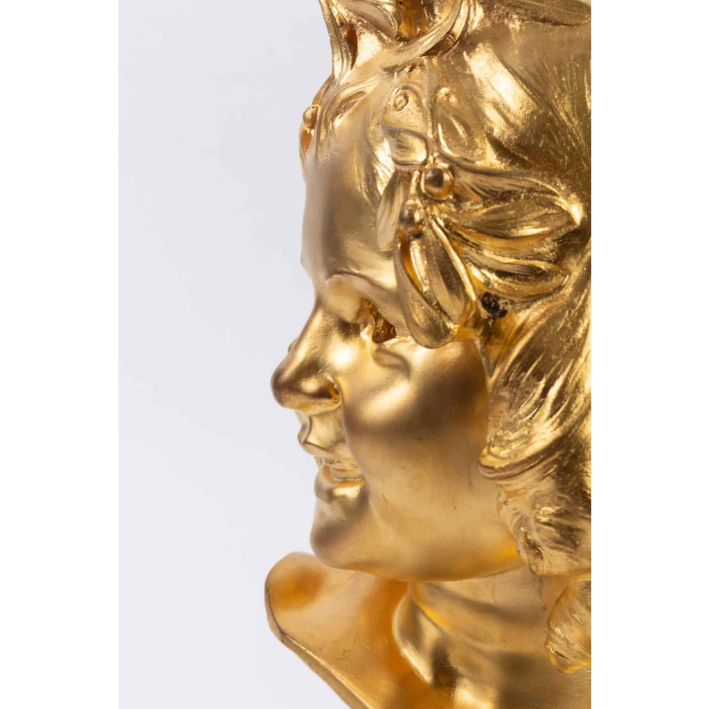 Sculpture tête d’enfant en bronze doré et marbre de MICHELET 20e siècle | Biron Sculpture tête d'enfant en bronze doré et marbre de MICHELET 20e siècle