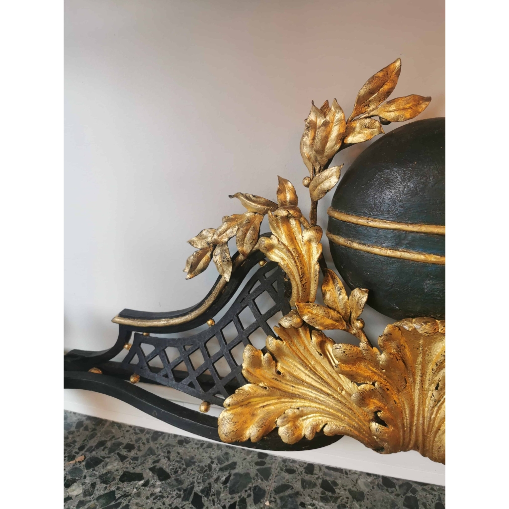 « Grande Console En Fer Forgé De Style Louis XVI De La Fin Du 19ème Siècle. » | Biron "Grande Console En Fer Forgé De Style Louis XVI De La Fin Du 19ème Siècle."