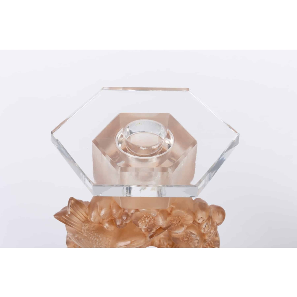 Paire de Bougeoirs « Mésanges » verre blanc patiné sépia de René LALIQUE