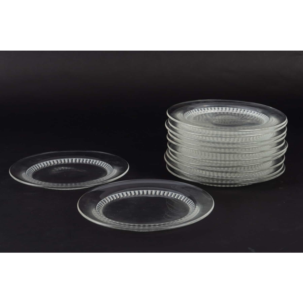 Service de 12 assiettes « Bambou » verre blanc de René LALIQUE