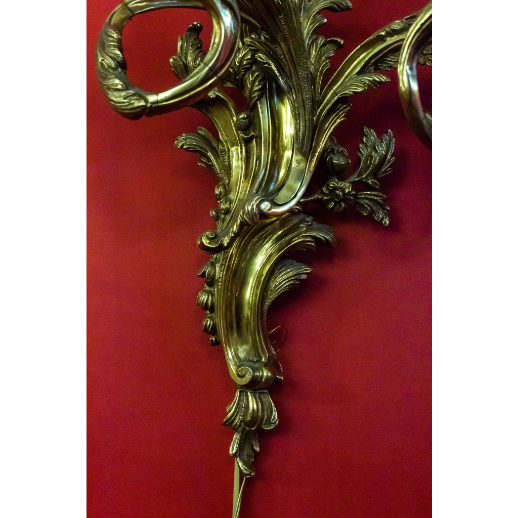 Paire d’appliques style Louis XV, XIXème | Biron Paire d'appliques style Louis XV, XIXème