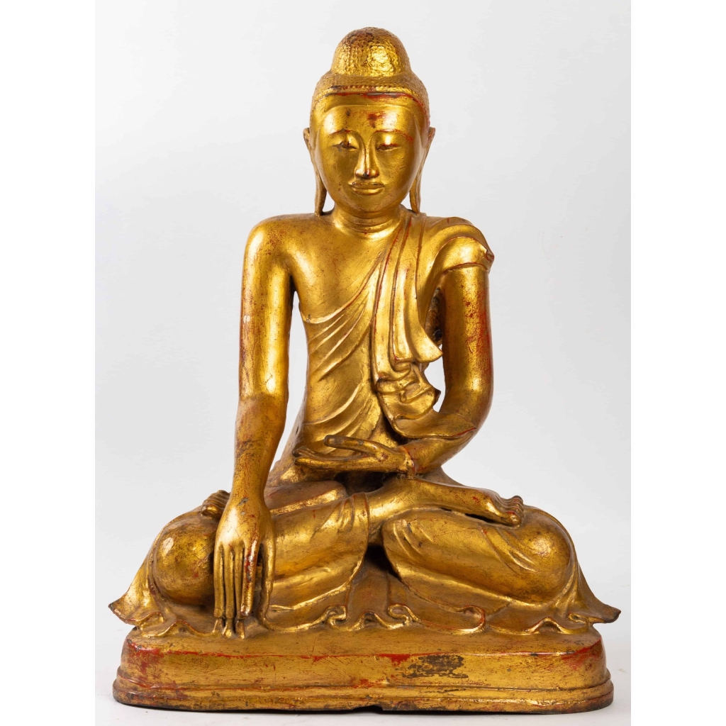 Bouddha assis en bronze doré, position de la prise de la terre à témoin | Biron |||||||